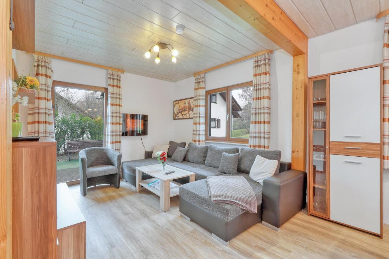 Seepark Kirchheim Ferienhaus Bei Nina Mit Sauna 外观 照片
