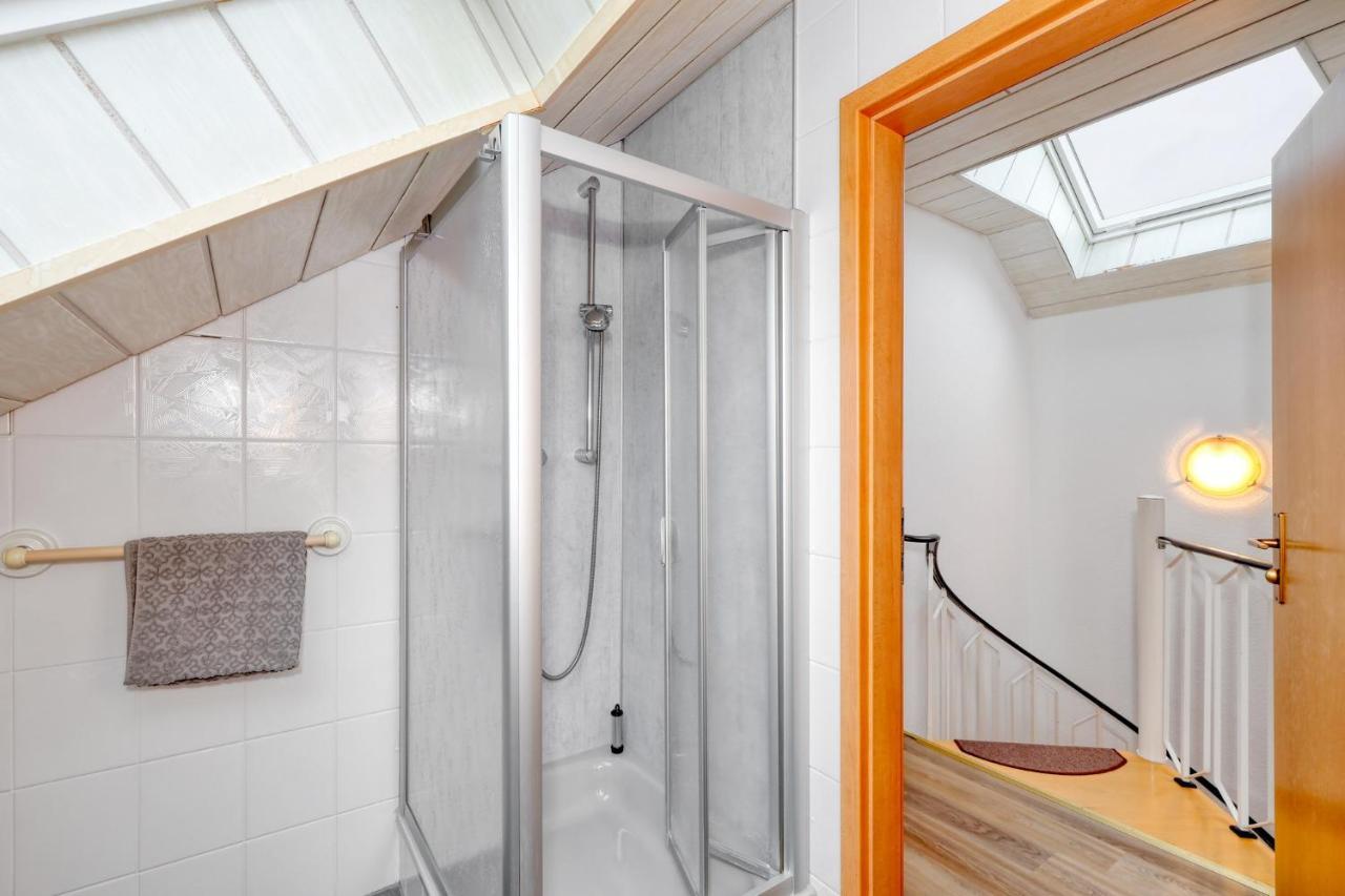 Seepark Kirchheim Ferienhaus Bei Nina Mit Sauna 外观 照片